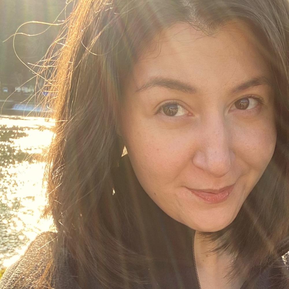 Meet your Posher, Toni